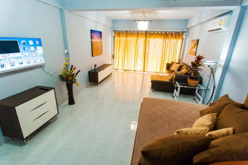 Royal Prince Residence Patong Exterior foto