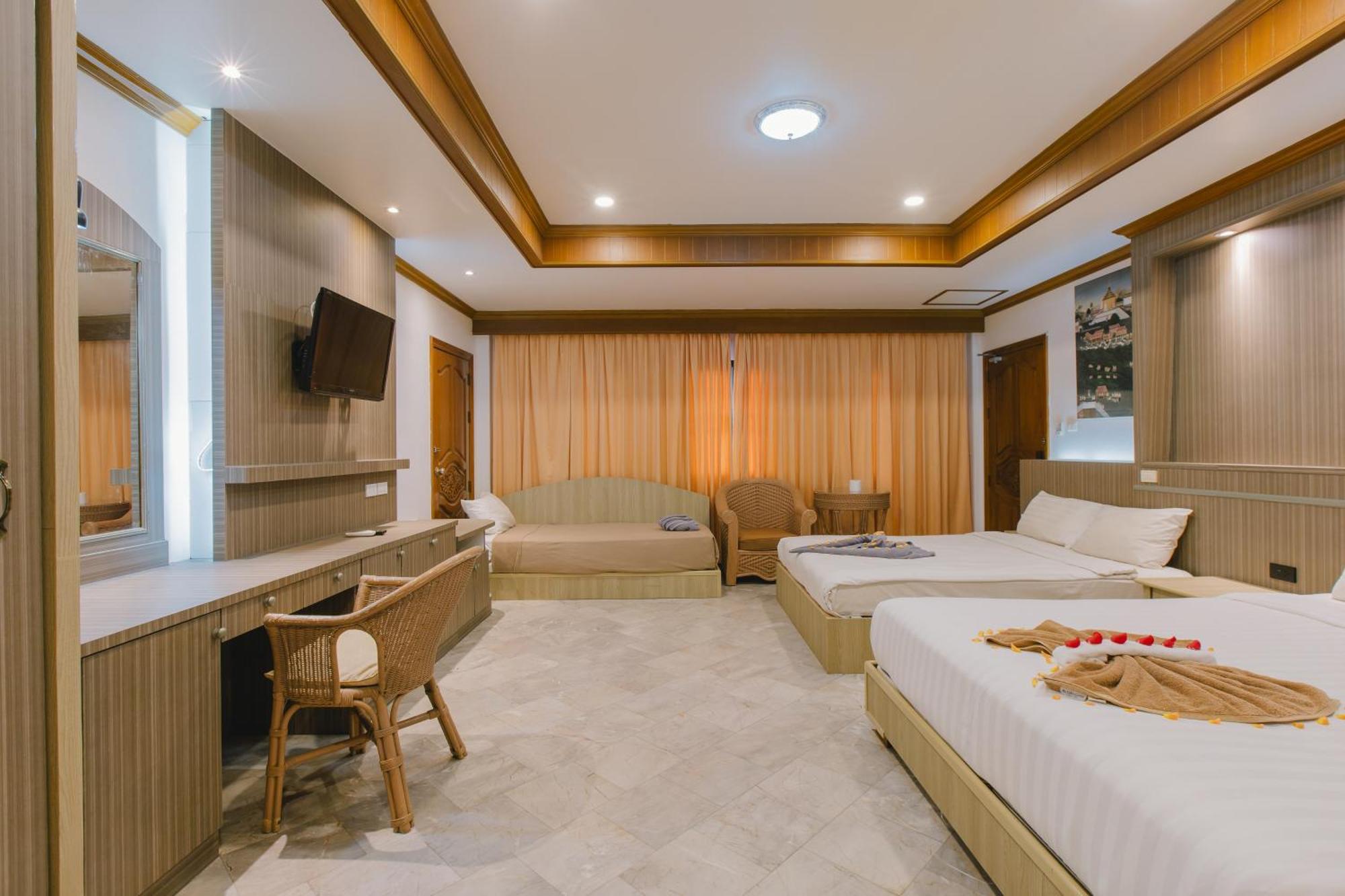 Royal Prince Residence Patong Habitación foto