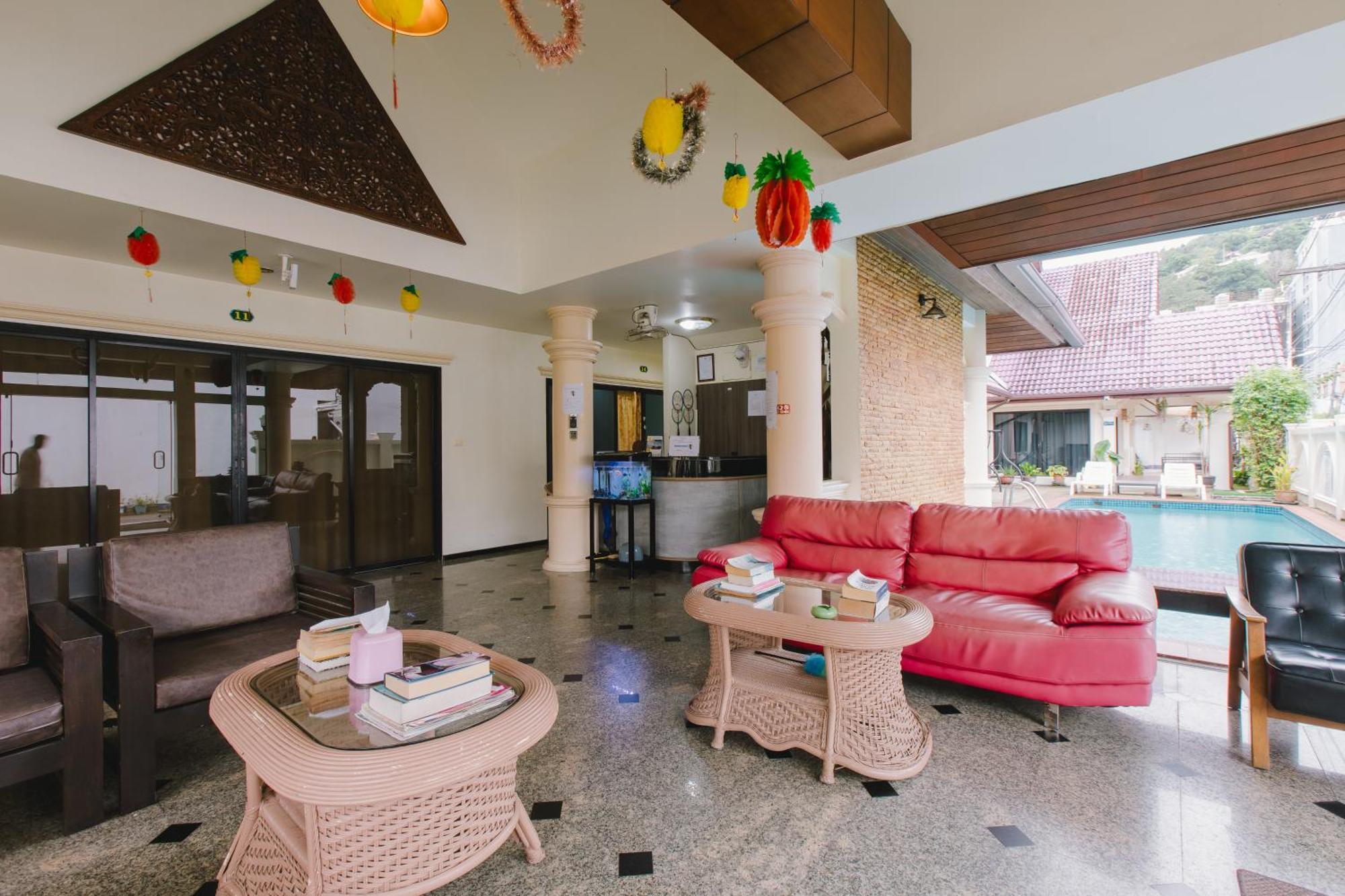 Royal Prince Residence Patong Exterior foto