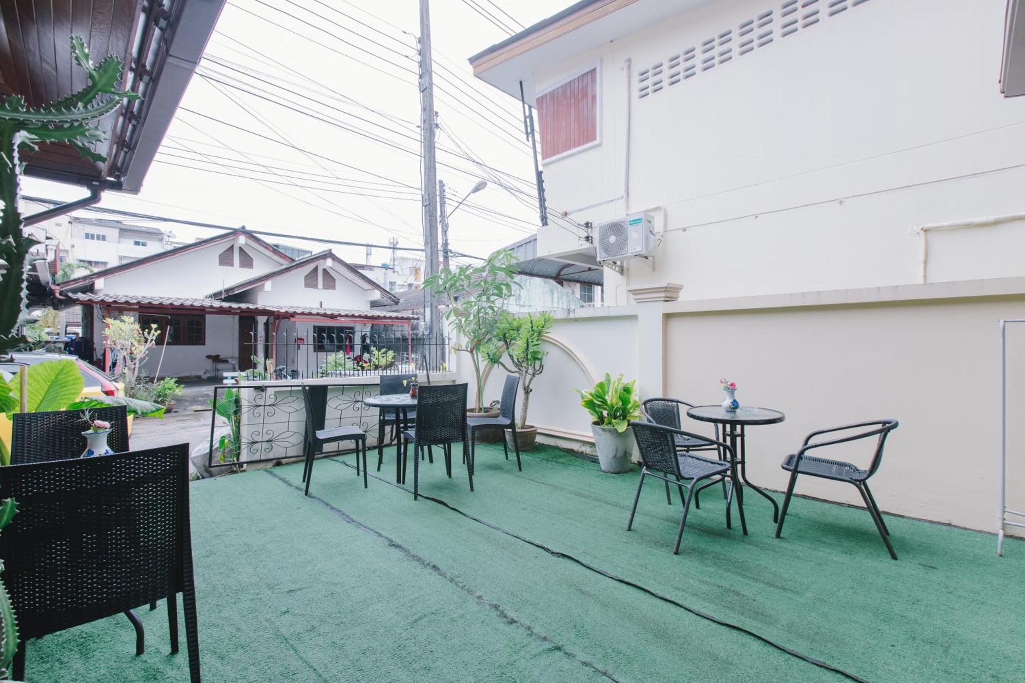 Royal Prince Residence Patong Exterior foto